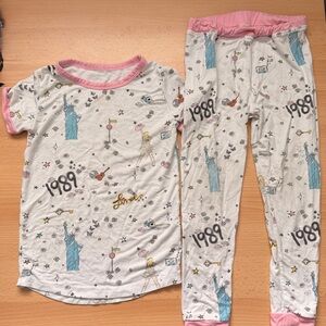 Kids Pajamas with Taylor Swift 1989 Print